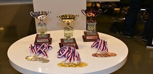 Trophies300145_20130515113259.jpg